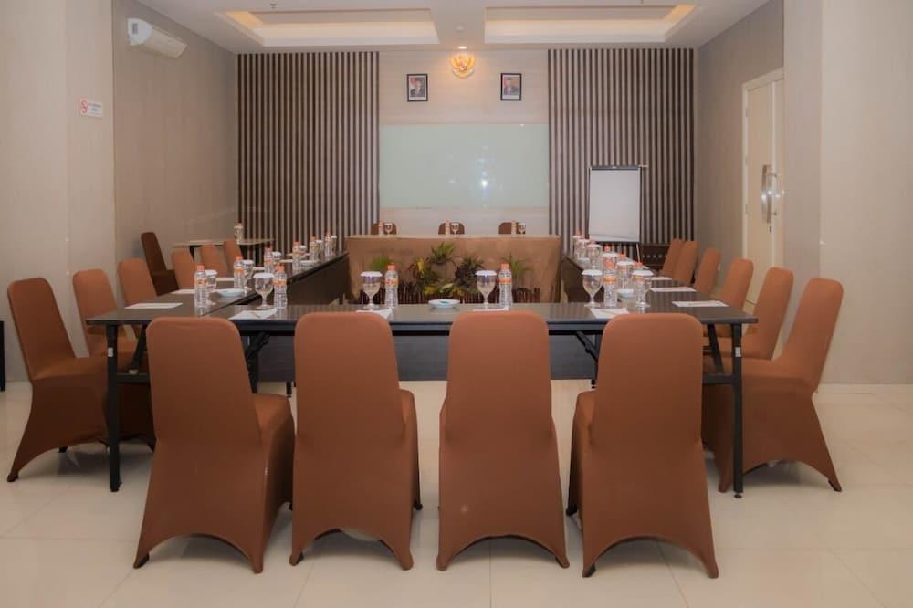 Ascent Premiere Hotel And Convention Malang Zewnętrze zdjęcie