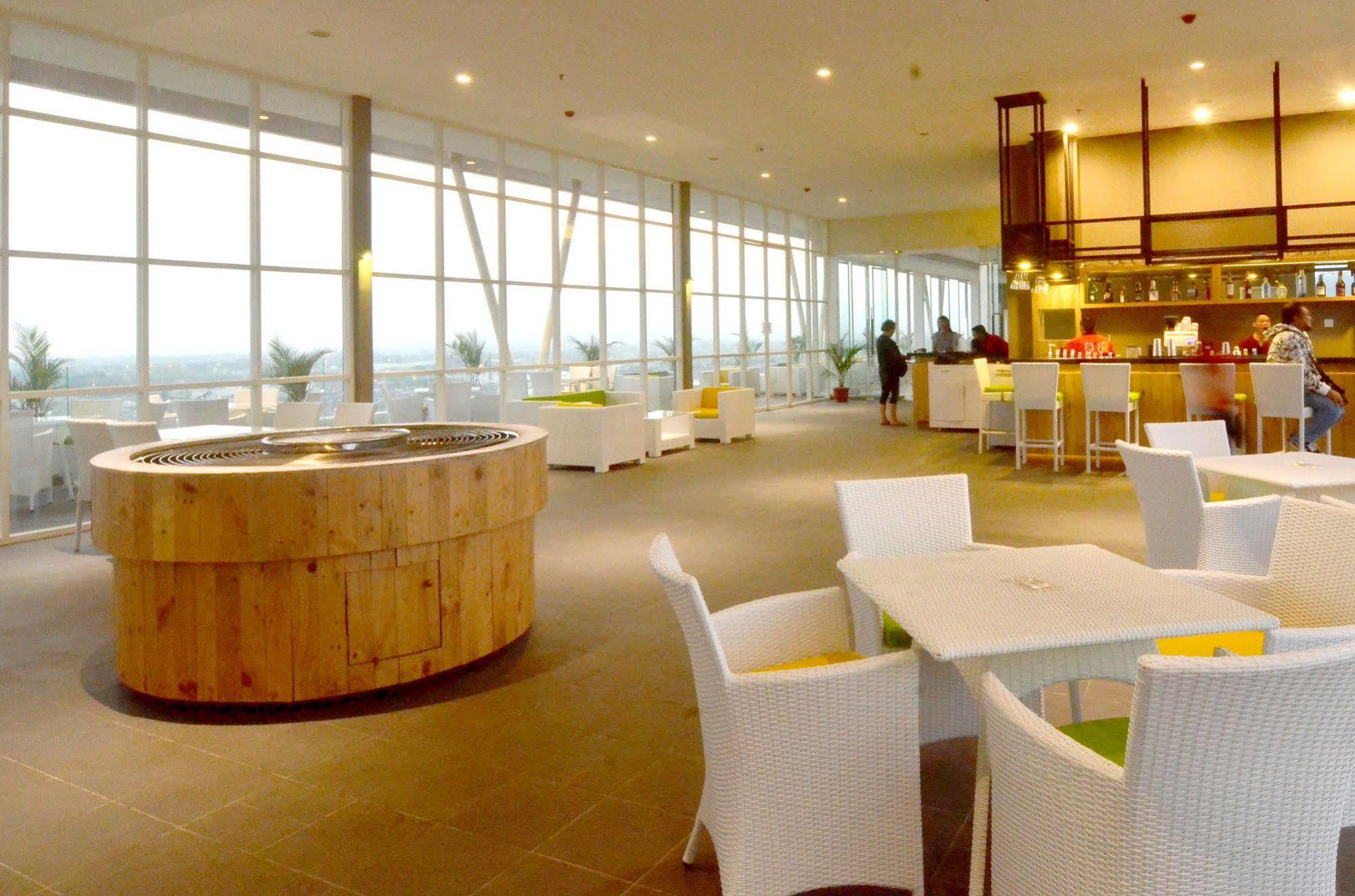 Ascent Premiere Hotel And Convention Malang Zewnętrze zdjęcie