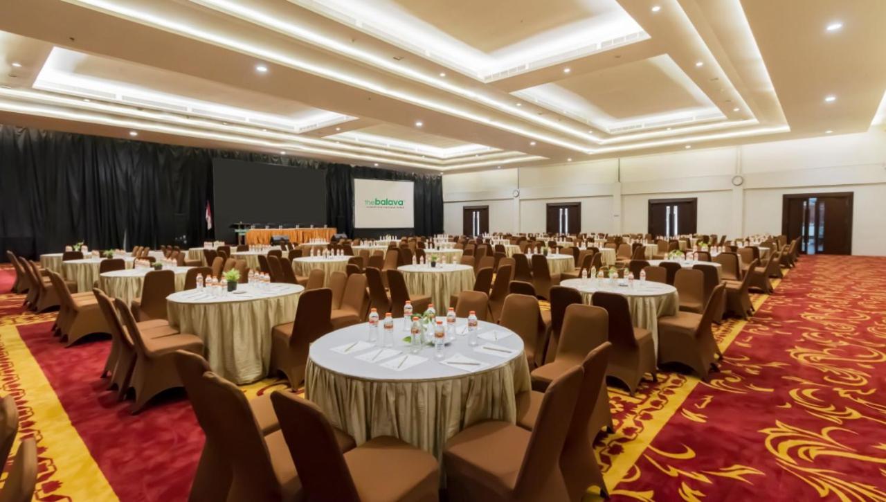 Ascent Premiere Hotel And Convention Malang Zewnętrze zdjęcie