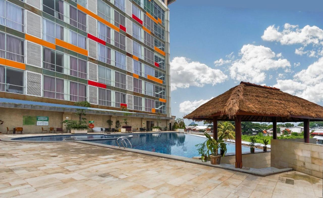 Ascent Premiere Hotel And Convention Malang Zewnętrze zdjęcie
