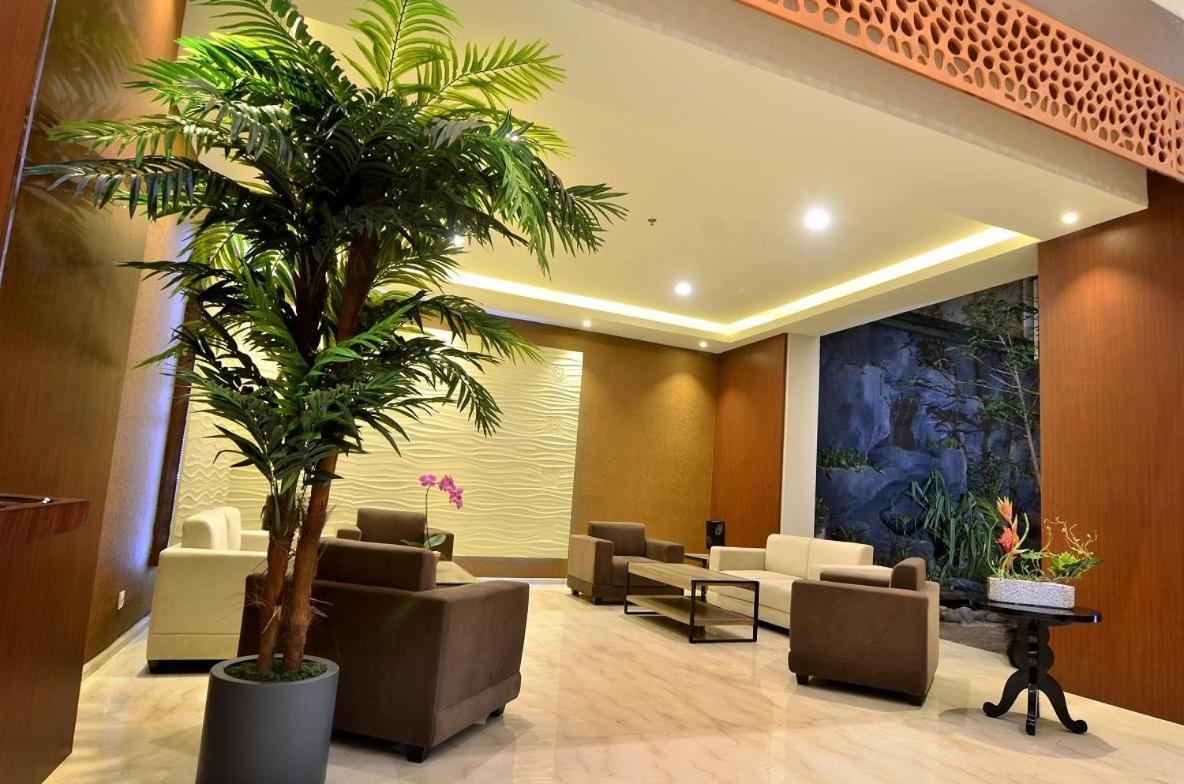 Ascent Premiere Hotel And Convention Malang Zewnętrze zdjęcie